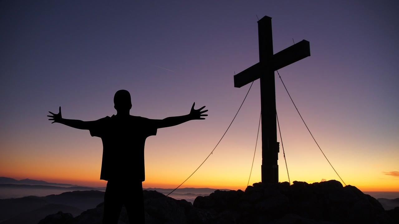 Bild von Pete Linforth auf Pixabay - Kreuz